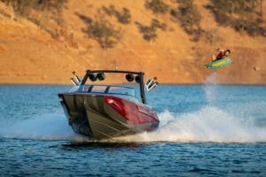 ZS232 Wakeboarding Air